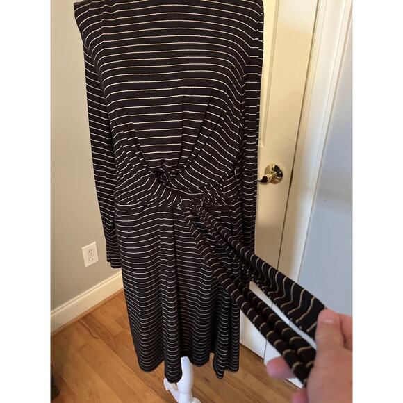 Striped Knee Length Dress with tie At Waist By Loft Large - Picture 1 of 5